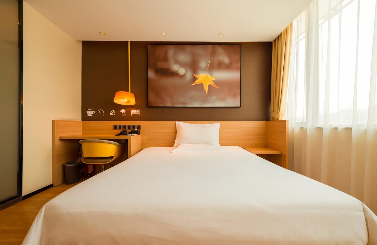 IU Hotel Suzhou Mudu Old Town Kaima Square Bagian luar foto