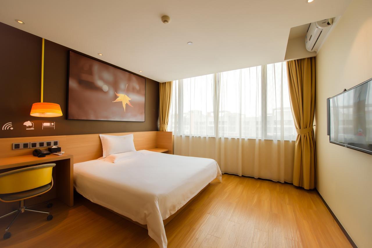 IU Hotel Suzhou Mudu Old Town Kaima Square Bagian luar foto